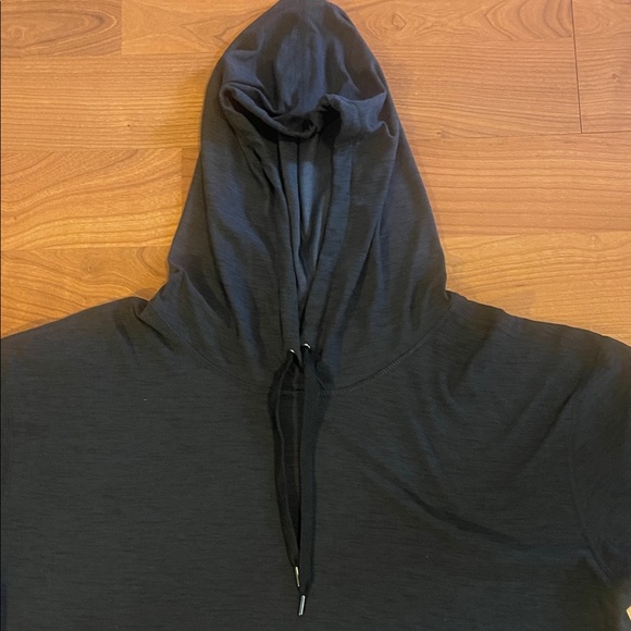 Old Navy Activewear Top - Picture 2 of 5